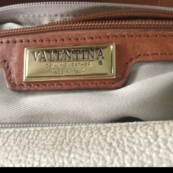 Valentina Leather Bucket Bag - Picture 14 of 15